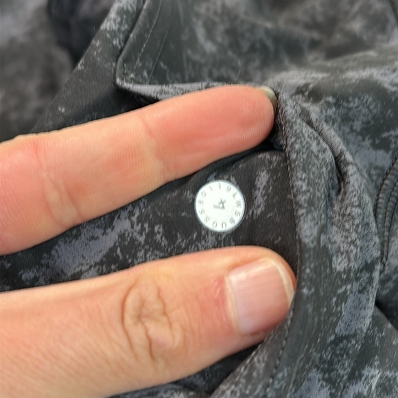 Lululemon Fast & Free 7/8 Tight II *Nulux 25" - Picture 6 of 6